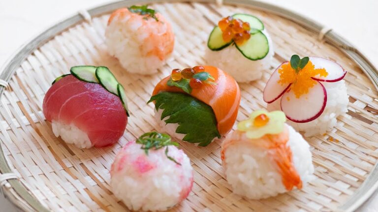How to make Temari Sushi (Bite-Size Sushi Balls) / 手まり寿司レシピ