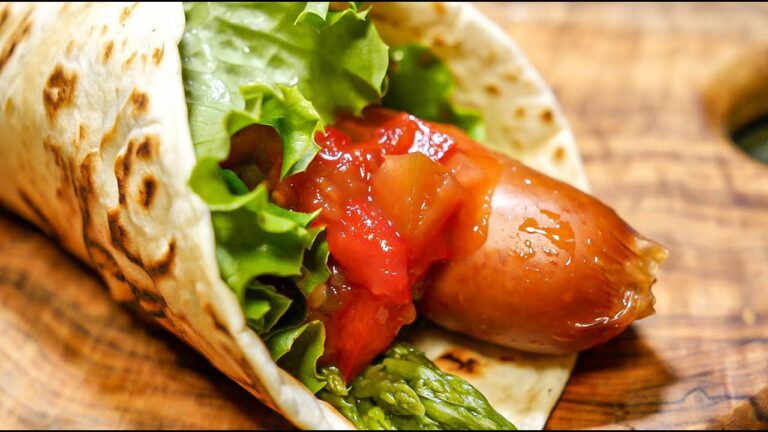 おうちでキャンプ飯【トルティーヤドッグ】