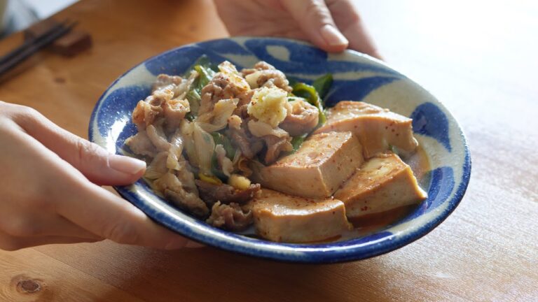 【肉豆腐】時短で味染み！5分煮るだけでほっこり美味しい肉豆腐ができる！！