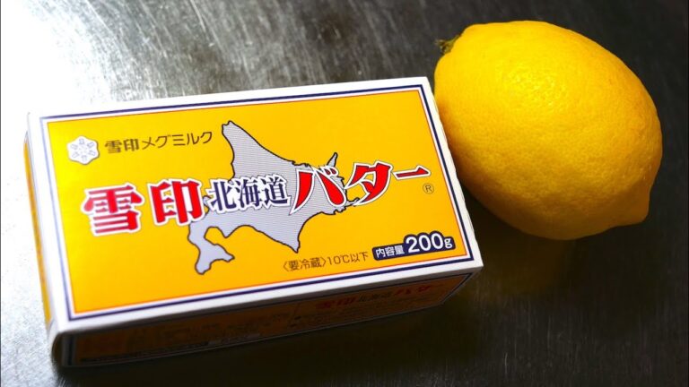 【コクと酸味がクセになる！】サッと炒めるだけ☆「鶏むね肉とキャベツのバターレモン」の作り方【低糖質レシピ】