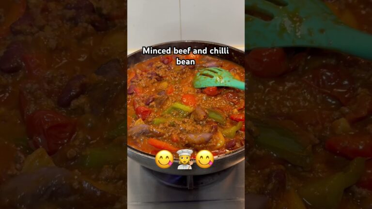 Minced beef and chilli bean 😋 #cooking #cookingvideo #food #foodie #foodlover #shorts #short #reels