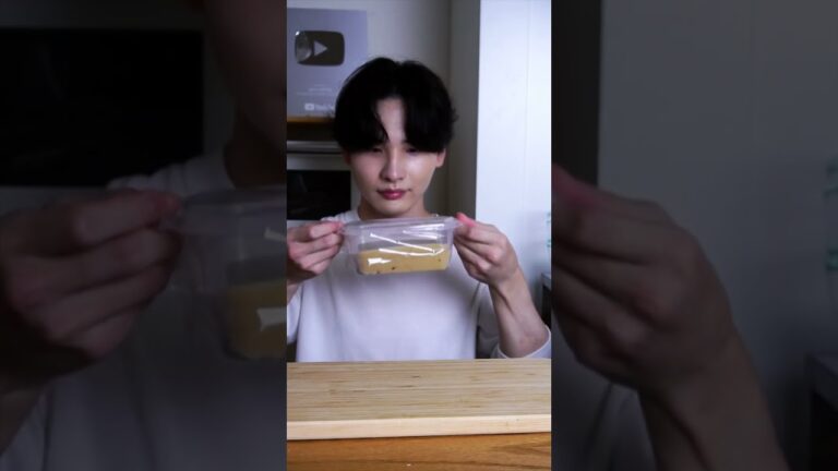 1番簡単に作れる！黒糖蒸しパン作ってみました。 #shorts