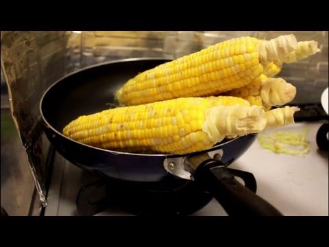 電子レンジでとうもろこしを茹でる方法