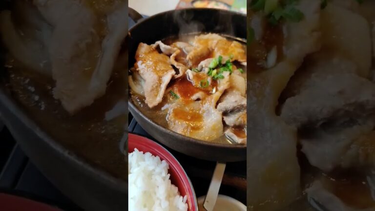 熟成豚の生姜焼き定食、ご飯🍚大盛り　華屋与兵衛