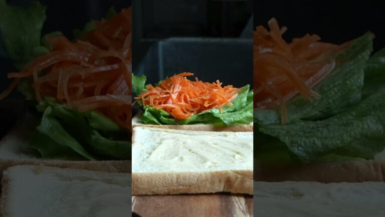 人参サラダのサンドイッチ