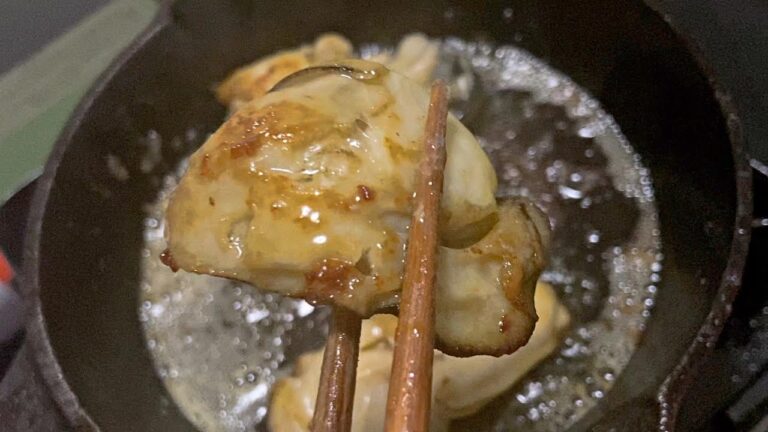 【飯テロ】IQ3くらいの牡蠣のバターソテー【スキレット料理】