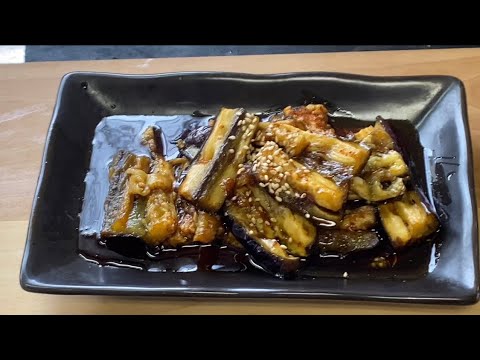 【今日の一品】ナスでうなぎの蒲焼き風にしてみたかったけど微妙な感じになった味の濃ゆいでも白ご飯と合うナス