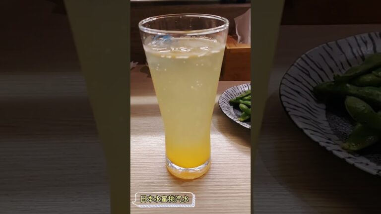 【歐買尬日式海鮮串燒】黃金月見四色丼 + 黃金海膽鮭魚卵生蠔佐魚子醬 + 黃金月見雙色鮭魚丼 + 黃金廣島生蠔佐果醋凍 + 鮮魚石狩湯 + 牛肋串 + 培根干貝卷 + 羊肉串 + 日本水蜜桃汽水