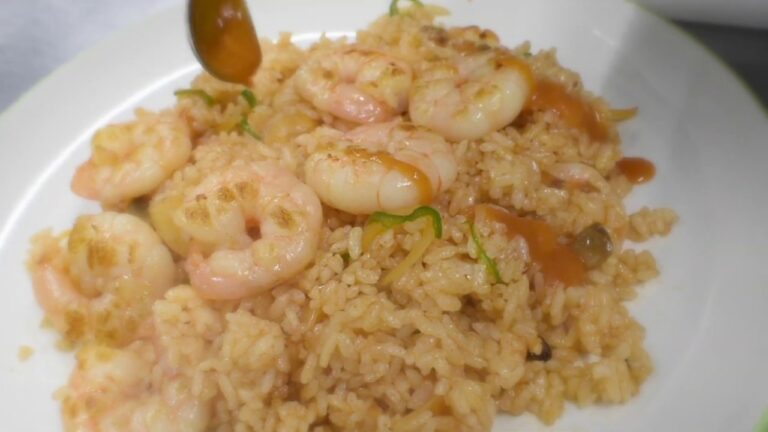 海老ピラフ - アメリケーヌの香り / ＊ご飯大盛りエビ増量の特別バージョン