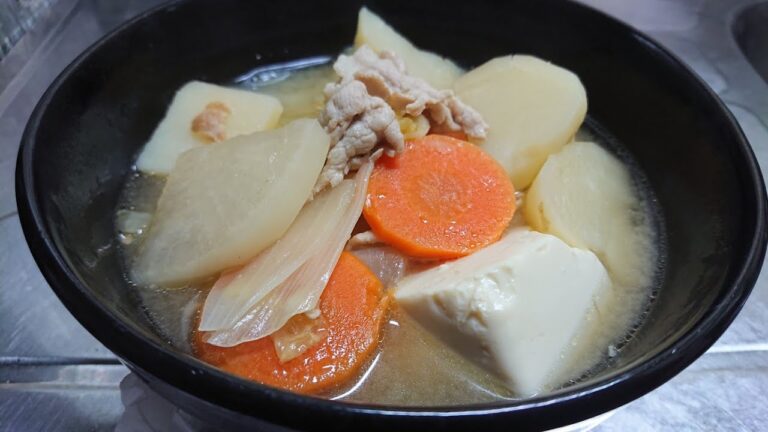 白だしでグレードアップする豚汁‼️