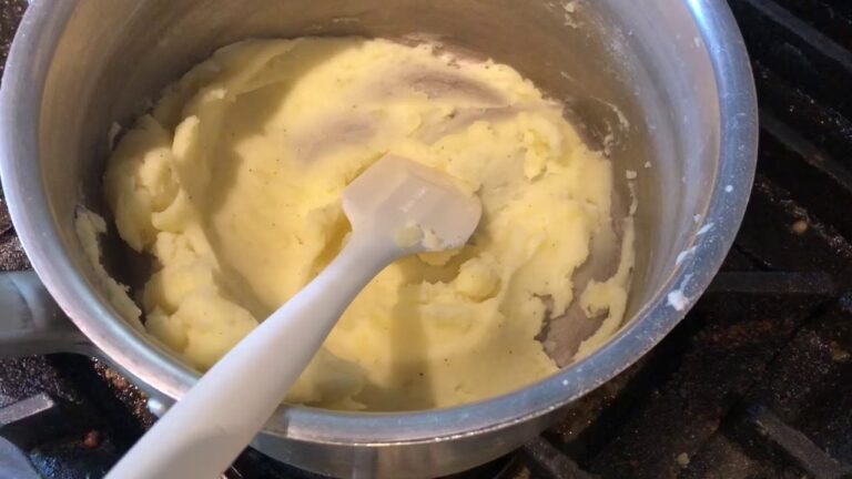 大人気！ブルーチーズのポテトサラダ