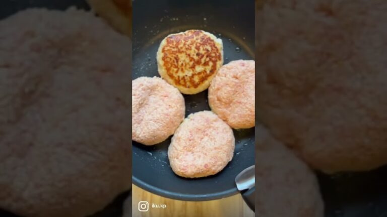 ステーキみたいなソースが決めて！豆腐ハンバーグ　#shorts   その他のSNSはこちら！https://lit.link/ikulink