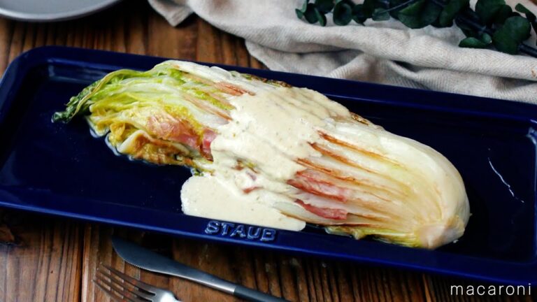 【白菜ステーキ】メイン食材2つ！ベーコンの旨味たっぷり♪｜macaroni（マカロニ）