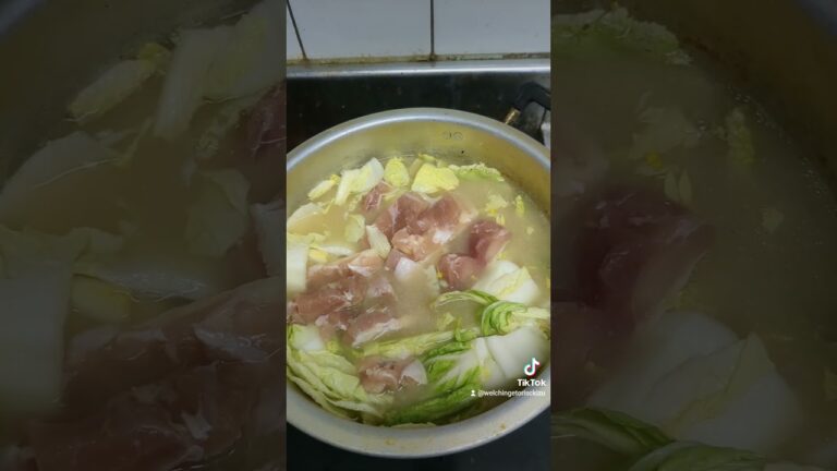 白菜と鶏🐔肉の味噌鍋作りました