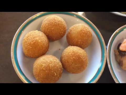 カレーボールを食べるだけの動画 【世界のイケメン】