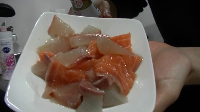 酒の肴　海鮮ユッケ作りました！