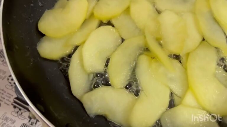 生きるとは‥りんごのフィリングを作ること