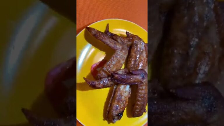 【冷凍】世界の山ちゃん ノンフライヤーで調理してみた。#shorts #世界の山ちゃん #手羽先 #冷凍食品 #フライヤー #愛知 #名古屋 #黒胡椒