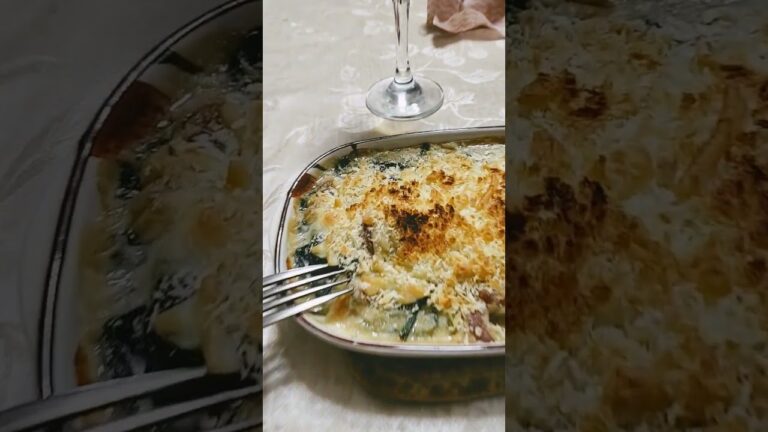 牡蠣とホウレン草のグラタン🍷😁