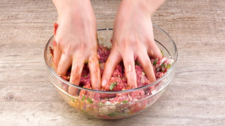 【スェーデンとイタリアの合体完成形】ミートボールがラザニアの中に出現で子供も大人もワクワク