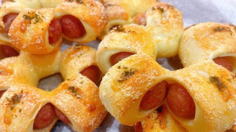 Fluffy sausage bread | ふわふわソーセージパン