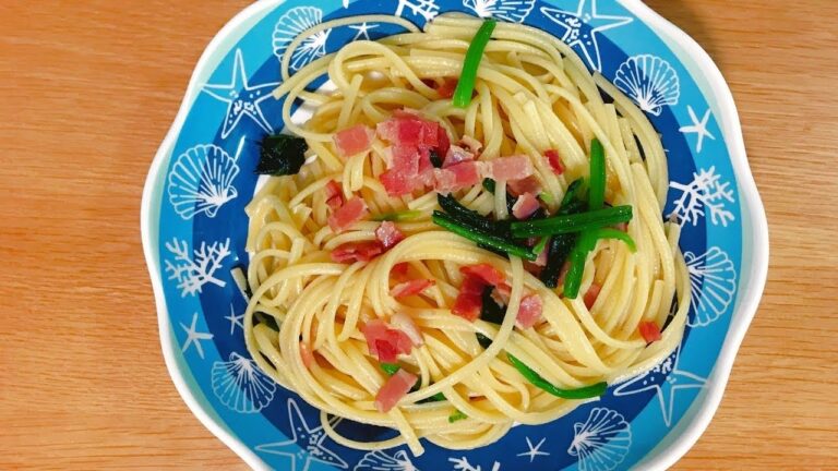 学校の給食「ほうれん草とベーコンのパスタ」作り方
