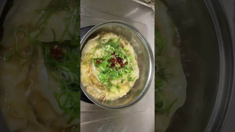 餃子鍋作ったから今日はみんな餃子鍋にしよ！【飯テロ】