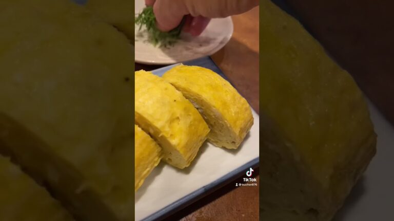 【しらすだし巻き】そこはかとなく旨味を感じる。#shorts