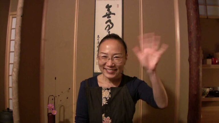 圧力鍋レシピ/第八回「新おばんざい塾12ヶ月」 2013.10月　玄米ご飯　さんまの筒煮骨までおいしく　りんごとさつまいもと干しブドウの煮物　塩じゃけの蒸し物きのこあんかけ