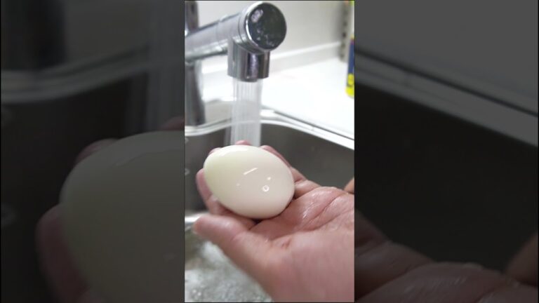 真っ白だけど味が染み染みで旨すぎる奇跡の煮卵の作り方 #shorts