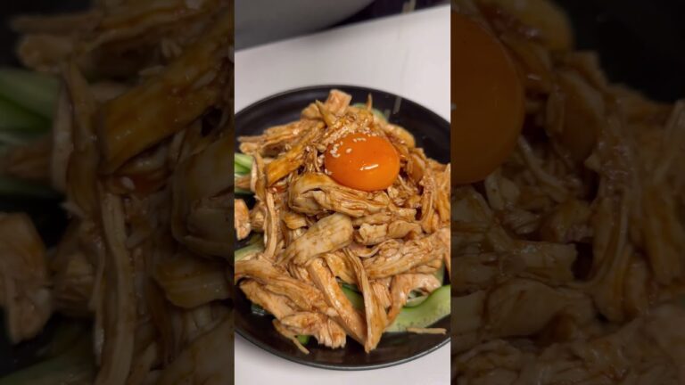 【飯テロ】美味いのにヘルシー！【鶏胸肉のユッケ風】/【Yukhoe-style chicken breast】#shorts
