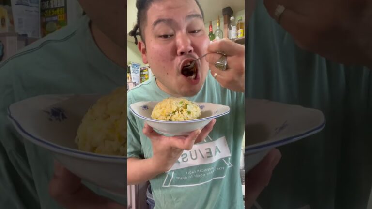 4日前の米と冷蔵庫のあまりでチャーハン #沖縄 #okinawa #沖縄人 #沖縄グルメ #冷蔵庫の余り物#炒飯#沖縄人の朝ご飯
