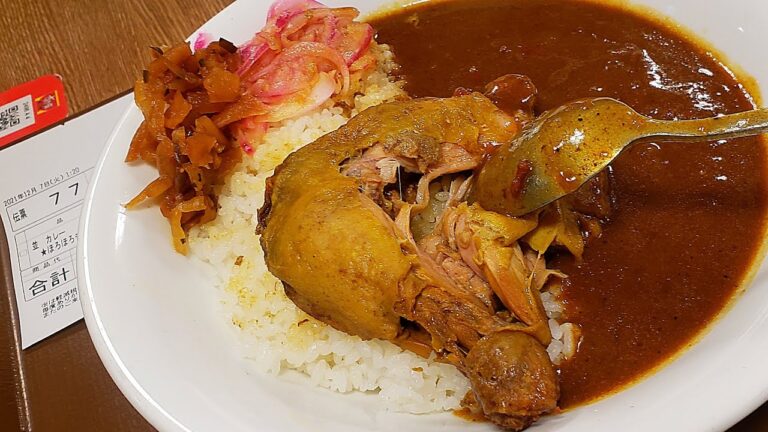 【飯テロ】すき家ほろほろチキンカレーのホロホロ具合よ