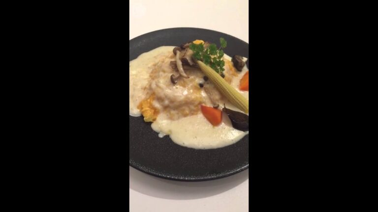 これからの季節にピッタリ♡【白金堂】ほっこりクリームシチューオムライス＠白金高輪 冨張愛 C CHANNEL