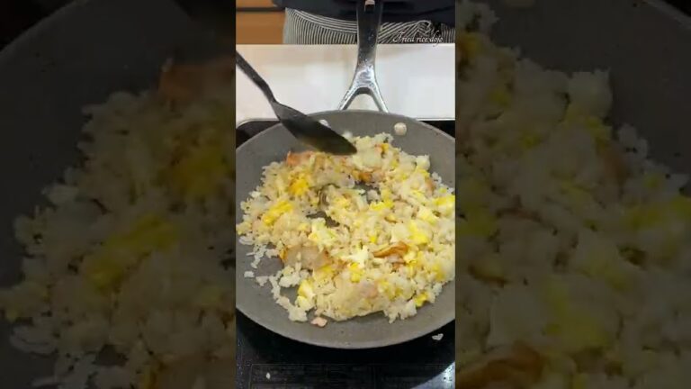 鮭と梅ぼしのさっぱりチャーハン #Shorts