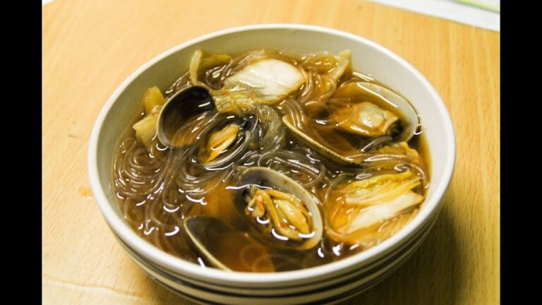 レシピ・アサリの春雨キムチスープの作り方