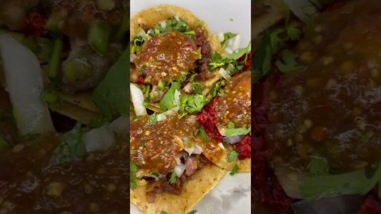 メキシコのタコス at Taquería Lupita #shorts #メキシコ #メキシコシティ #メキシコ生活 #メキシコ料理 #タコス