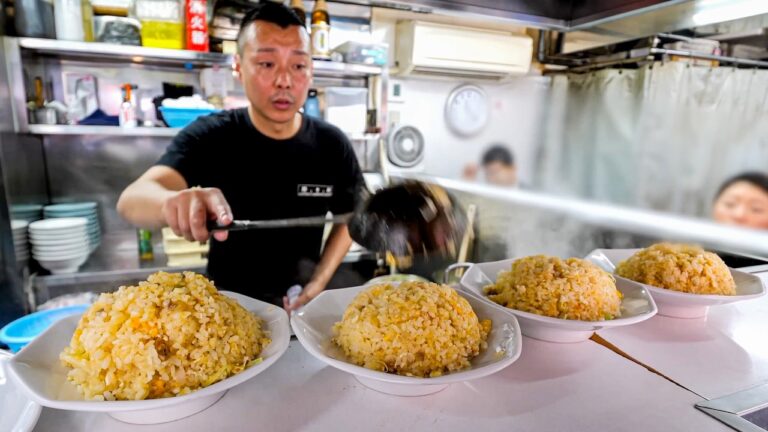 爆食いアニキを唸らせる衝撃の焼きめしラッシュ！行列のできる衝撃の町中華