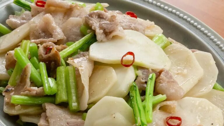 かぶと豚バラ肉のナンプラー炒め