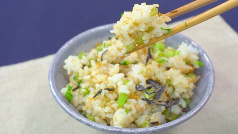 海老の風味が絶妙！大根の葉混ぜご飯