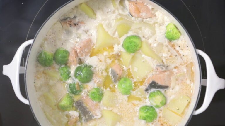 北欧風サーモンシチュー