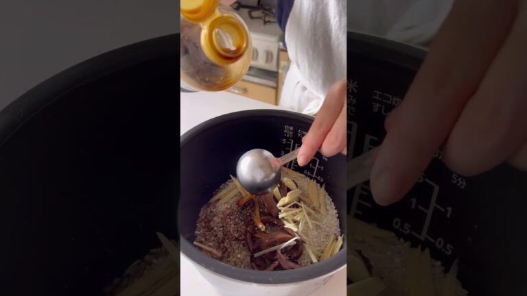 イカの中に入ってないイカめし🦭🦑🍚 #簡単レシピ #栄養士 #イカめし #缶詰 #缶詰レシピ #炊飯器 #炊飯器レシピ #炊飯器料理 #炊き込みご飯 #クッキング #料理 #料理動画