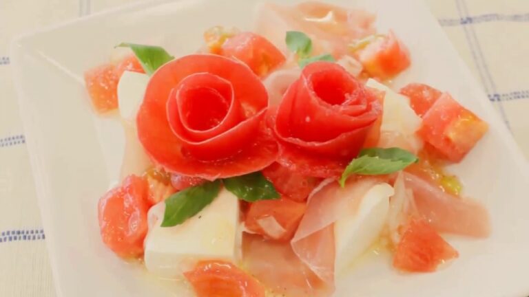 生ハムとトマトのカプレーゼ風