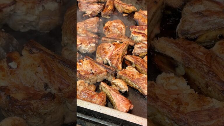 【爆食】万博記念公園さくらEXPOのフードが最高！スペアリブがうますぎた！🍖🔥