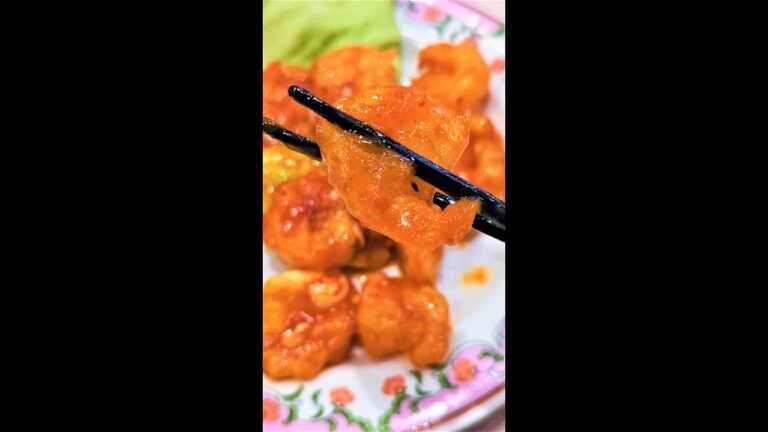 #餃子の王将 🥟 #海老のチリソース 実食！ 🦐🌶 Gyoza no OHSHO Ebi Chili: Stir-fried Shrimp in Chili Sauce #shorts