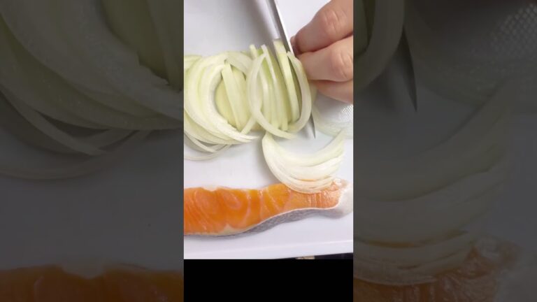 【鮭のホイール焼】#30秒クッキング #簡単レシピ#今夜のおかず