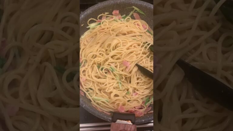 ベーコンと水菜クリームパスタ‼︎ 仕事が遅くなった日はパスタで逃げちゃう😅