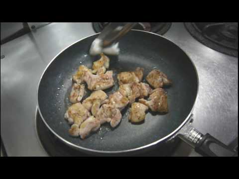 鶏もものマスタードクリームソース煮