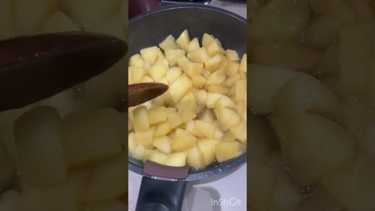 煮りんごとアップルパイ