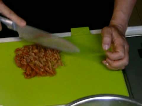 あけみママの簡単レシピ　シソときゅうりの和え物